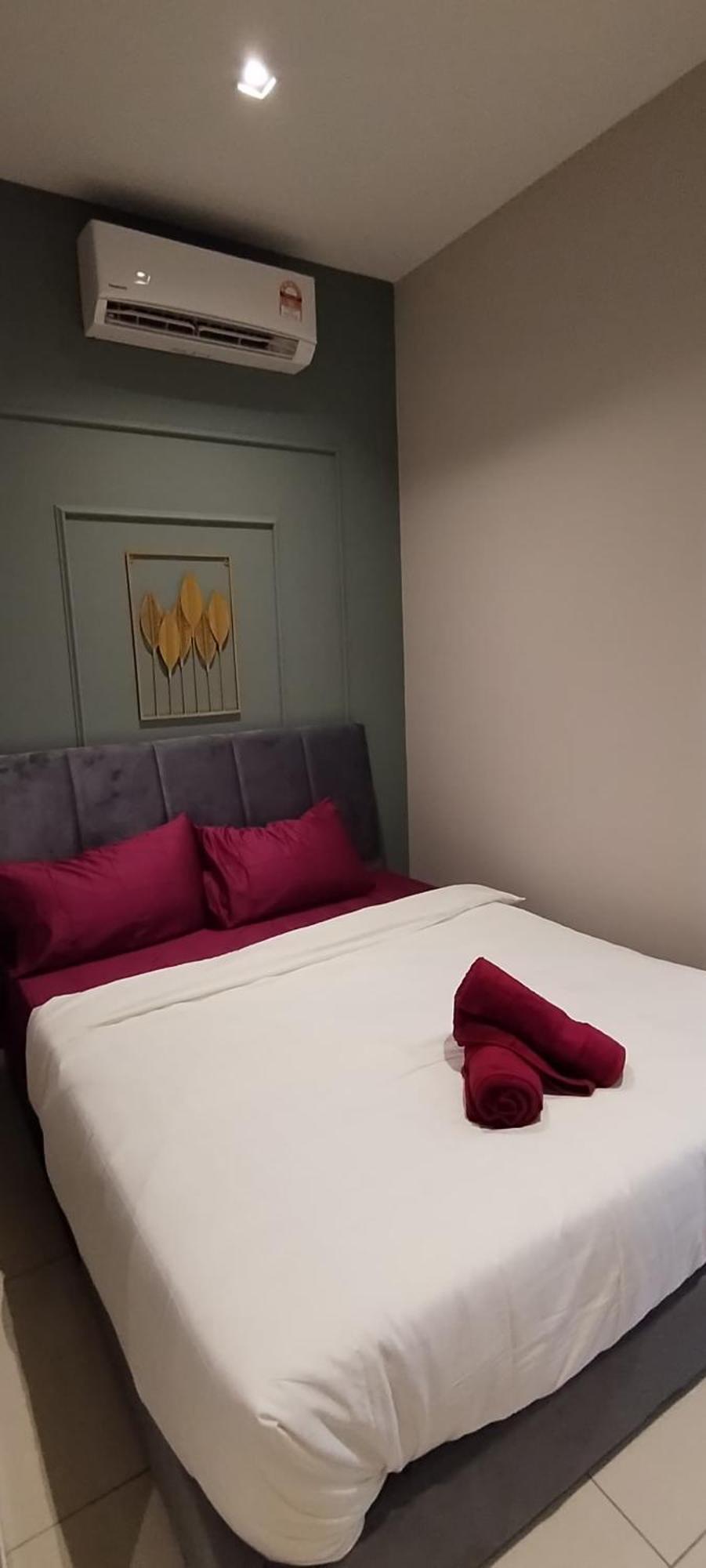Highpark Suites In Petaling Jaya, Kelana Jaya By Plush Kampong Baharu Sungai Way Exterior photo