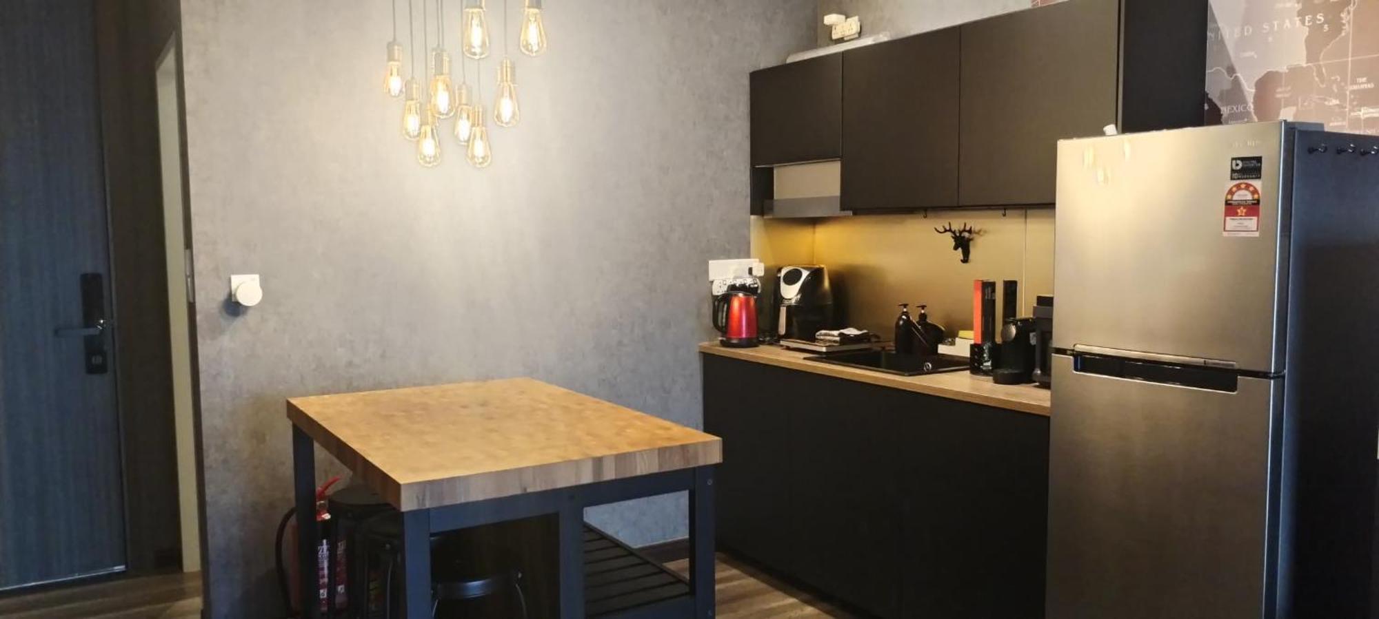 Highpark Suites In Petaling Jaya, Kelana Jaya By Plush Kampong Baharu Sungai Way Room photo